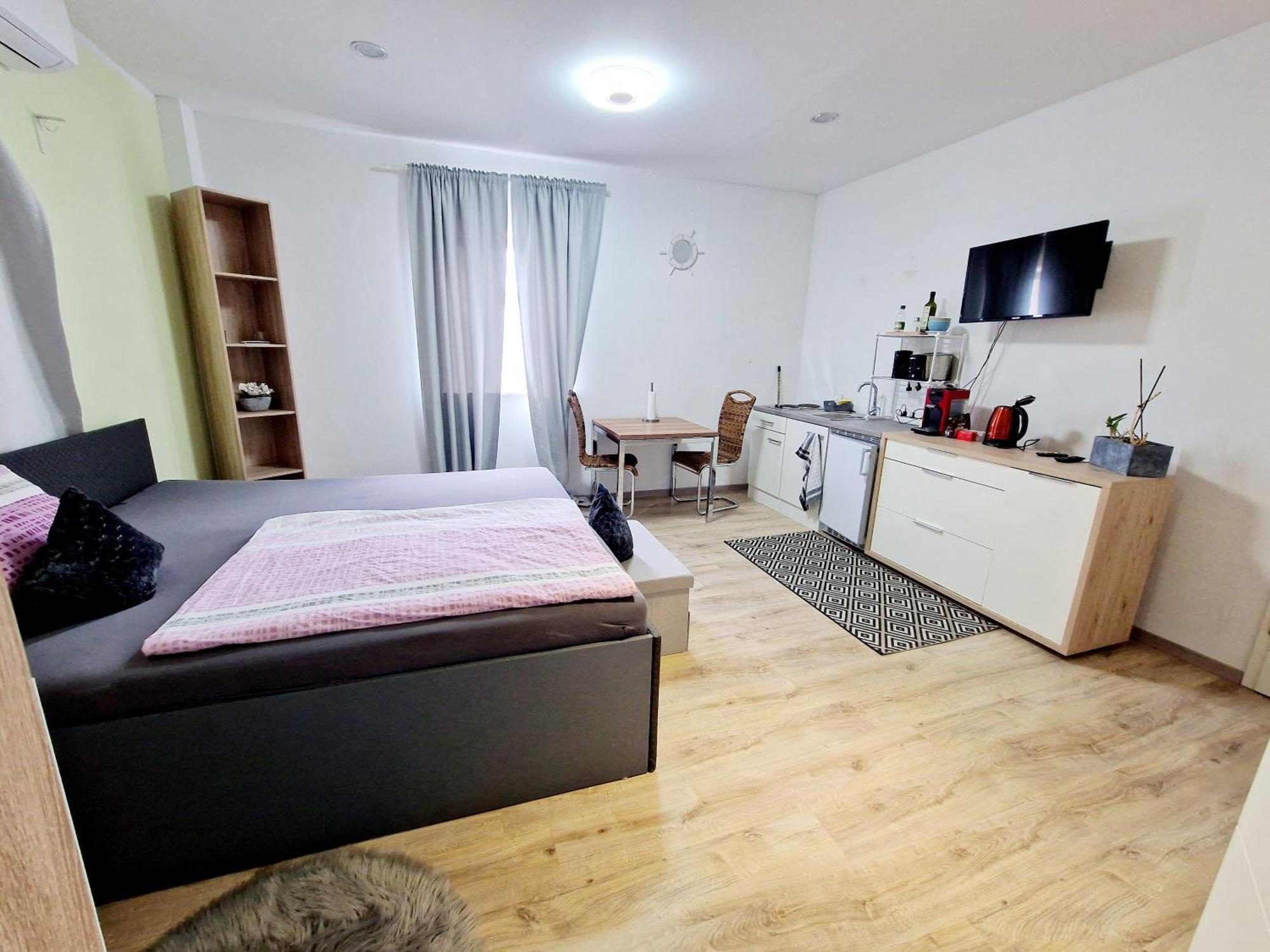 Ibo-Apart 1 Zimmer Apartment In Herzogenaurach Exteriér fotografie